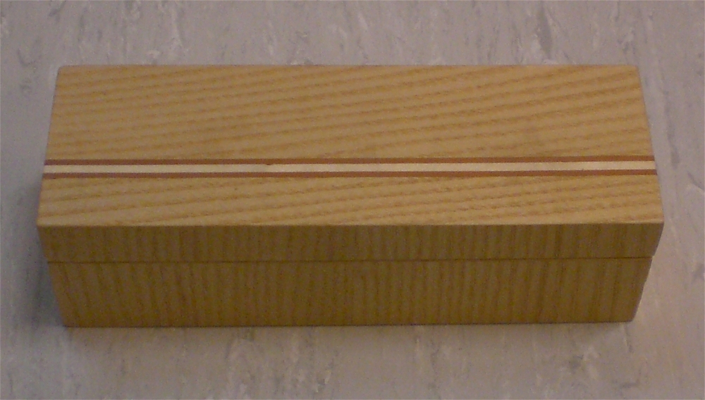 Coffret en frêne - filet poirier et bouleau